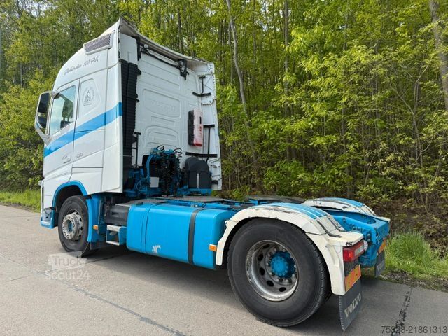 Standaard trekker VOLVO FH500 mit Kompressor