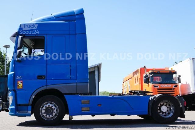 Standardowy ciągnik siodłowy DAF XF 460 Space Cab XL-Tank Euro 6
