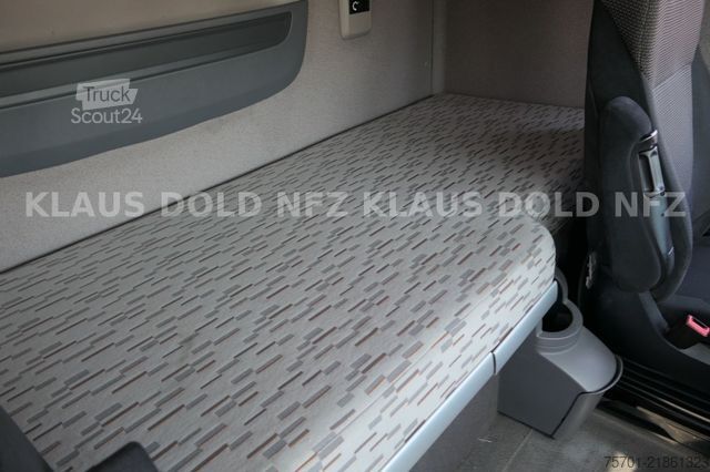 Standardowy ciągnik siodłowy DAF XF 460 Space Cab XL-Tank Euro 6