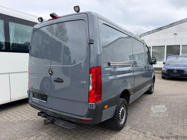 Vans ar augstu jumtu MERCEDES-BENZ Sprinter 316 CDI AHK 3,5t Standheizung Tempomat