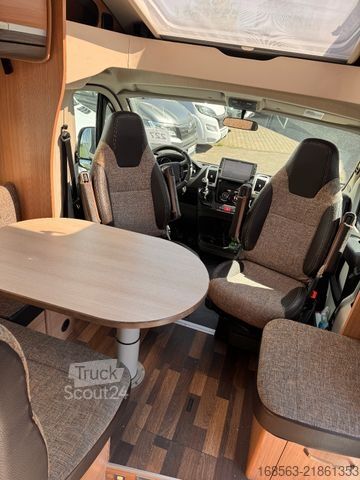 Halvintegrert bobil KNAUS Sky TI 700 MEG Silver Selection