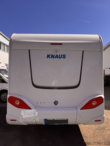Halvintegrert bobil KNAUS Sky TI 700 MEG Silver Selection