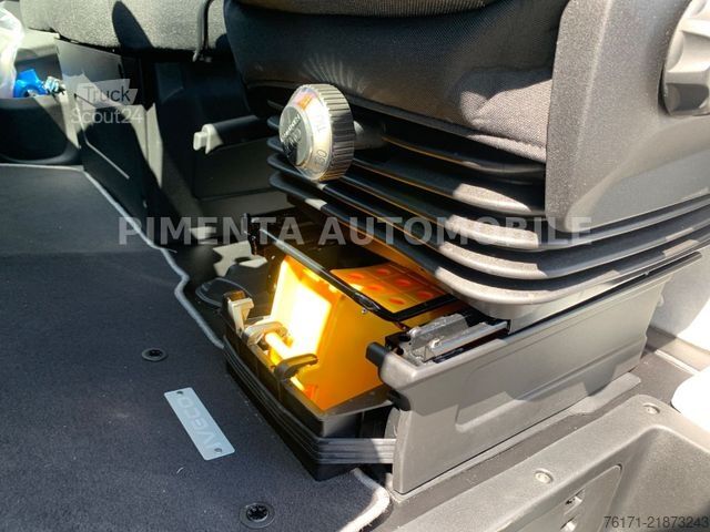 Šaldytuvo kėbulo furgonas IVECO Daily 70C18A8P -20°C LUFTF AUT LBW ALU AHK NAVI