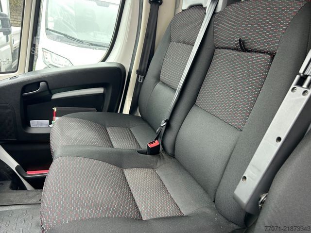 Vrachtwagen met bakwagen CITROEN Jumper Koffer+LBW*4-35*Navi*Klima*Tempom*165PS*