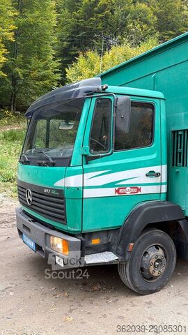 Transporteur de bétail MERCEDES-BENZ 817L D VIEHLKW FÜR 7 KÜHE