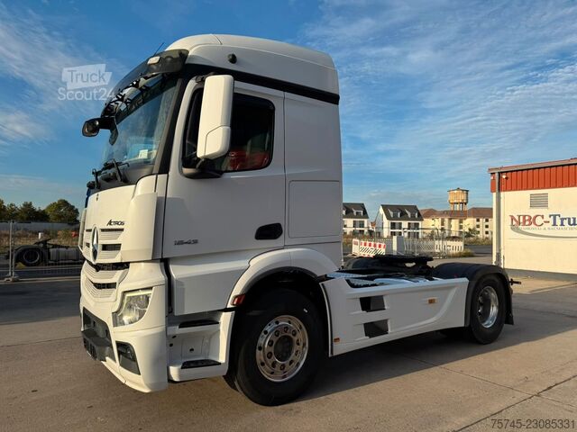 Standardowy ciągnik siodłowy MERCEDES-BENZ ACTROS 1843 * RETARDER * ALCOA * VOLLVERKLEIDUNG