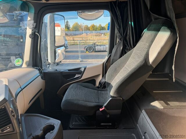 Standardowy ciągnik siodłowy MERCEDES-BENZ ACTROS 1843 * RETARDER * ALCOA * VOLLVERKLEIDUNG