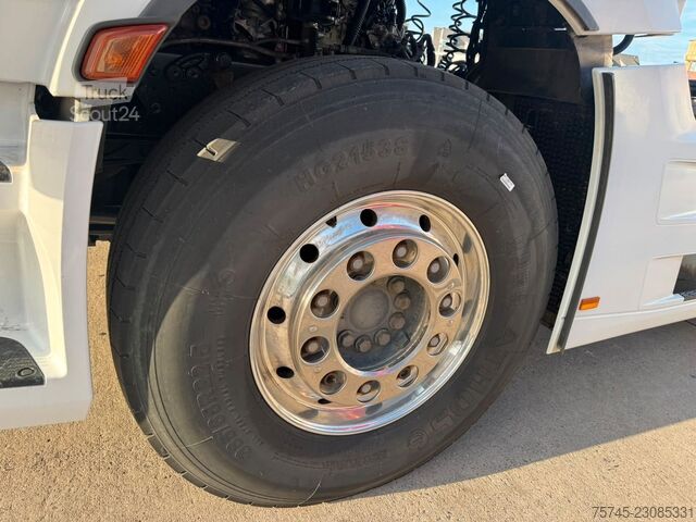 Standardowy ciągnik siodłowy MERCEDES-BENZ ACTROS 1843 * RETARDER * ALCOA * VOLLVERKLEIDUNG