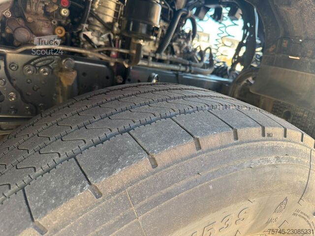 Standardowy ciągnik siodłowy MERCEDES-BENZ ACTROS 1843 * RETARDER * ALCOA * VOLLVERKLEIDUNG