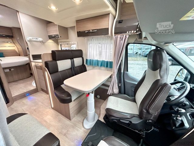 Camping-car semi-intégré CHAUSSON Flash 718 XLB *Queensbett-Hubbett*