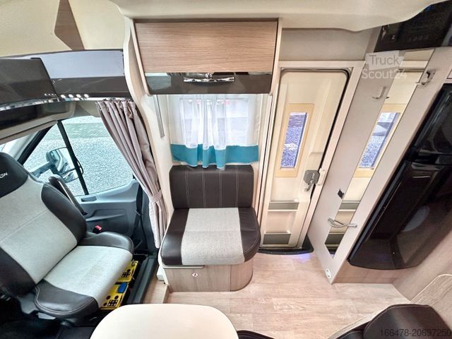 Camping-car semi-intégré CHAUSSON Flash 718 XLB *Queensbett-Hubbett*