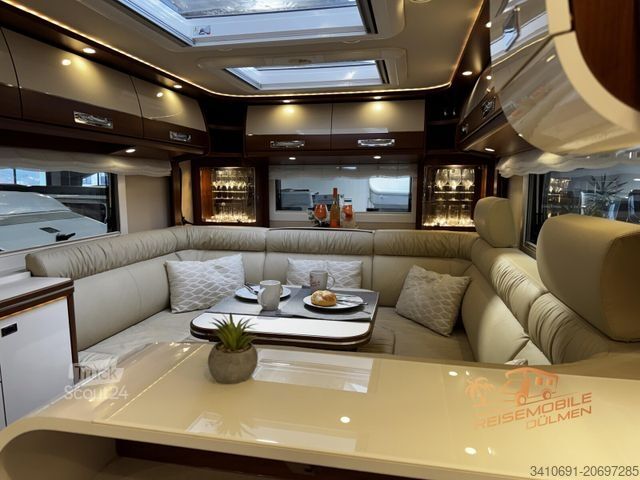 Integrisani kamper CARTHAGO liner-for-two I 53 Fahrradbühne Vollluftfederung