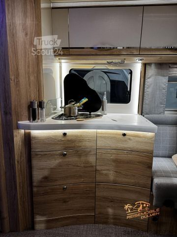 Integriertes Wohnmobil EURAMOBIL Integra Line 720 EF RFK Alde Luftfahrwerk