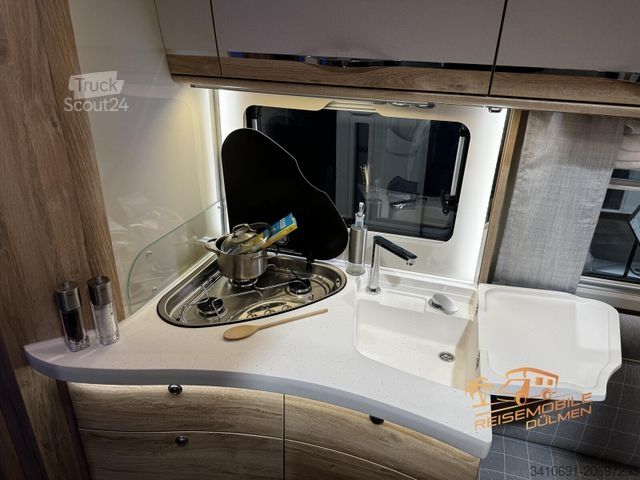 Integriertes Wohnmobil EURAMOBIL Integra Line 720 EF RFK Alde Luftfahrwerk