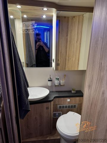 Integriertes Wohnmobil EURAMOBIL Integra Line 720 EF RFK Alde Luftfahrwerk