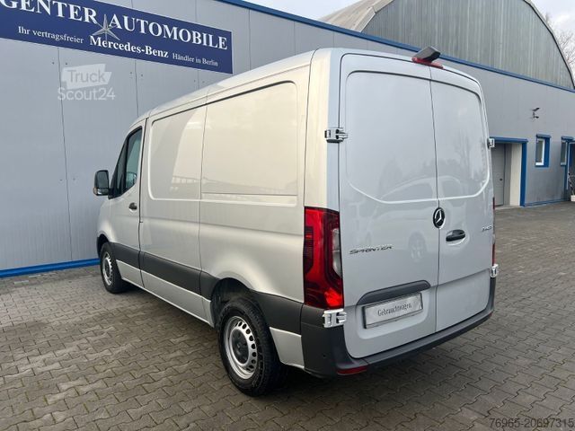 Skåpbil MERCEDES-BENZ Sprinter 314 AUTOMATIK NAVI TOTWINKEL KAMERA LED