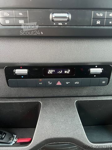Skåpbil MERCEDES-BENZ Sprinter 314 AUTOMATIK NAVI TOTWINKEL KAMERA LED