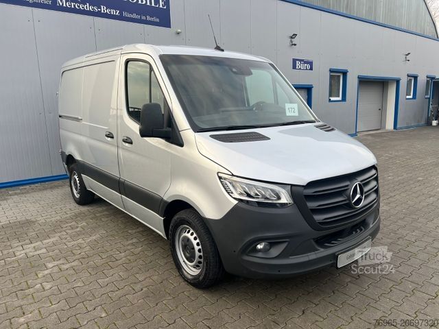 Skåpbil MERCEDES-BENZ Sprinter 314 AUTOMATIK NAVI TOTWINKEL KAMERA LED