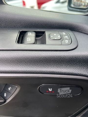 Skåpbil MERCEDES-BENZ Sprinter 314 AUTOMATIK NAVI TOTWINKEL KAMERA LED