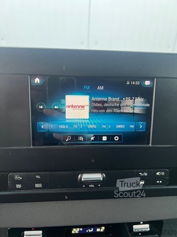 Skåpbil MERCEDES-BENZ Sprinter 314 AUTOMATIK NAVI TOTWINKEL KAMERA LED