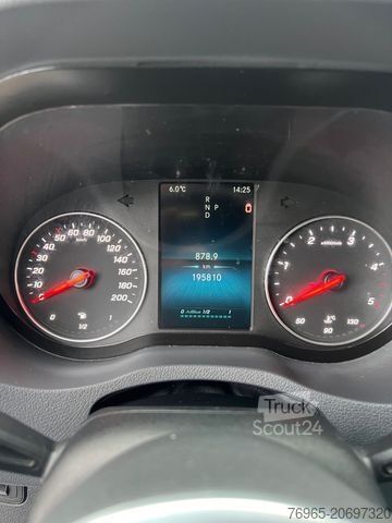 Skåpbil MERCEDES-BENZ Sprinter 314 AUTOMATIK NAVI TOTWINKEL KAMERA LED