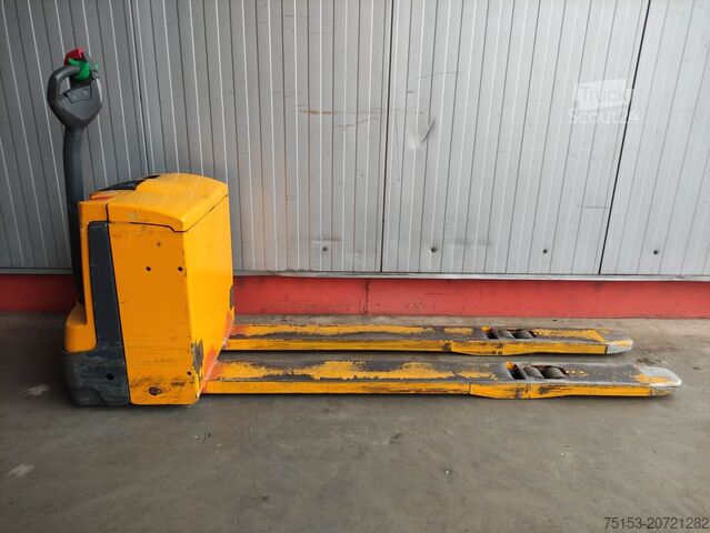 Electric Pallet Trucks Jungheinrich EJE 120