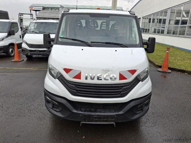 Pick-up pakettiauto IVECO 35S14 DoKa / MOTORSCHADEN