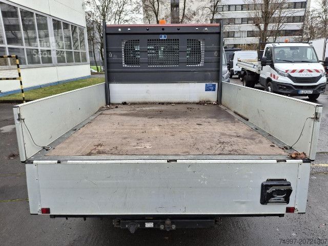 Pick-up pakettiauto IVECO 35S14 DoKa / MOTORSCHADEN