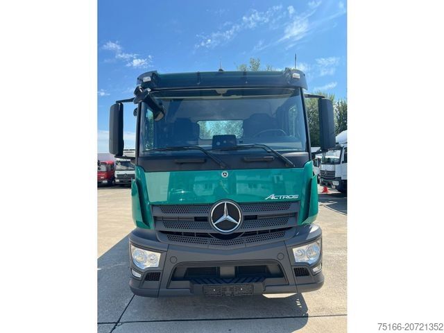 Ciężarówka z płaską platformą MERCEDES-BENZ ACTROS 1833 L Pritsche 7,45 m offen*AHK