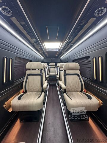 Kleinbus Mercedes-Benz Sprinter 519 VIP 12 SEATS XXL ON STOCK