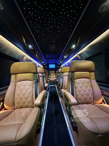 Kleinbus Mercedes-Benz Sprinter 519 VIP 12 SEATS XXL ON STOCK