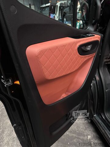 Minibus Mercedes-Benz Sprinter 519 VIP 12 SEATS XXL ON STOCK