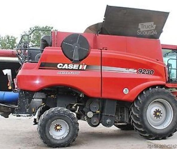 Skördetröska Case-IH AF 9230