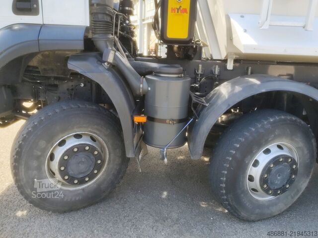 Kamion za otkači IVECO Trakker 450