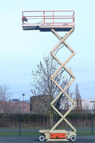 Pont élévateur à ciseaux JLG 2646 ES | 10 METER | 450 KG