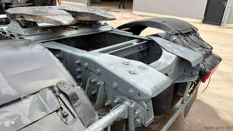 Tracteur standard Renault Magnum 400 (BOITE MANUELLE / MANUAL GEARBOX)