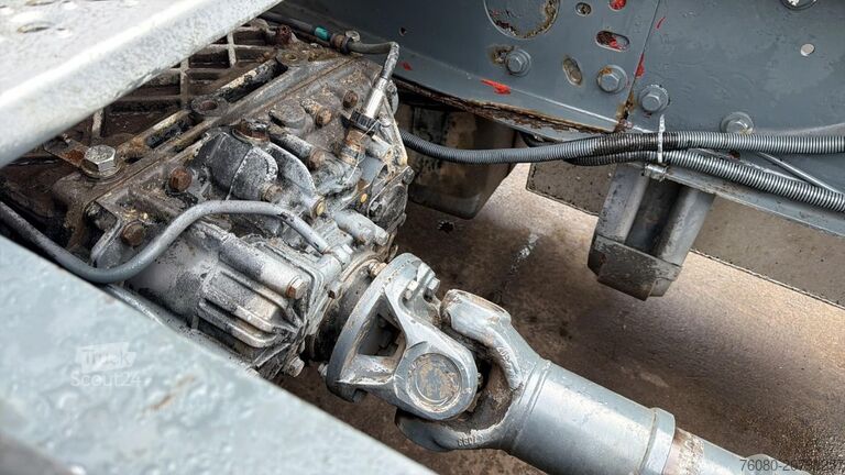 Tracteur standard Renault Magnum 400 (BOITE MANUELLE / MANUAL GEARBOX)