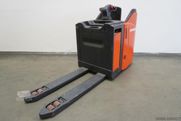 Carretilla elevadora baja con plataforma para el conductor Linde T 20 SP 131