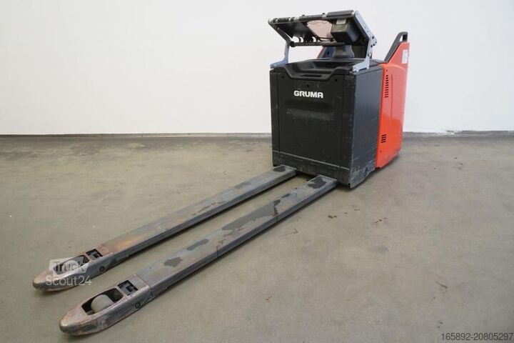 Carretilla elevadora baja con plataforma para el conductor Linde T 20 SP 131