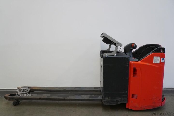 Carretilla elevadora baja con plataforma para el conductor Linde T 20 SP 131