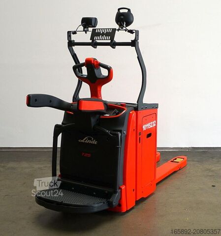 Carretilla elevadora baja con plataforma para el conductor Linde T 25 AP 1153-02