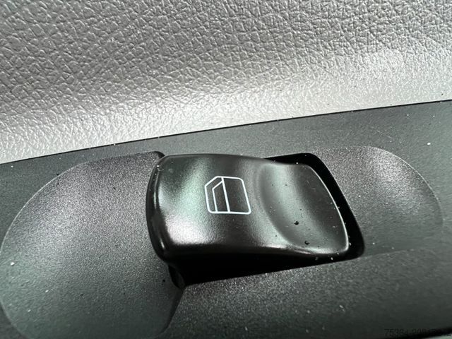 Minibus MERCEDES-BENZ Sprinter 213 BlueTEC 9 sitze Klima iebetür