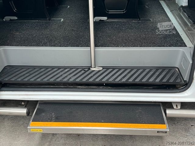 Minibus MERCEDES-BENZ Sprinter 213 BlueTEC 9 sitze Klima iebetür