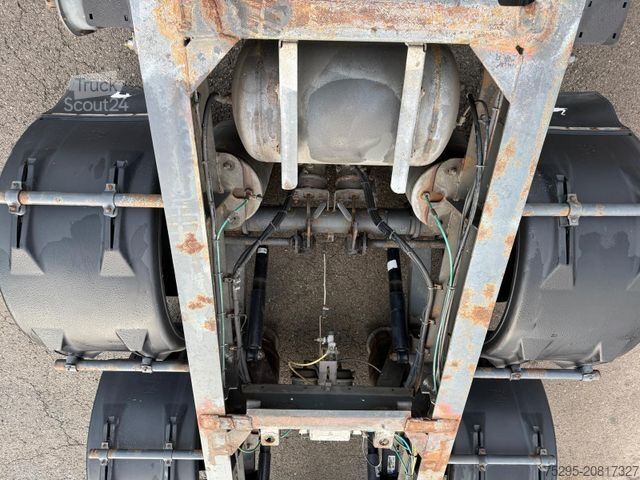 Rimorchio con telaio SCHMITZ CARGOBULL 2Achs Jumbo MEGA BDF Lafette untergekuppelt SAF