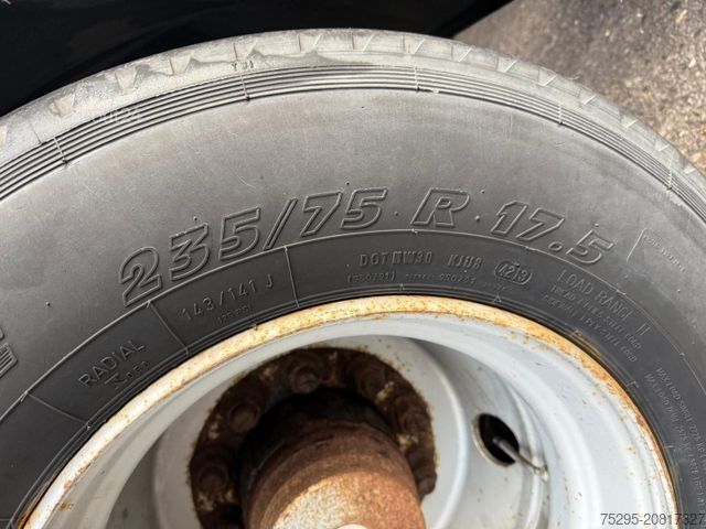 Rimorchio con telaio SCHMITZ CARGOBULL 2Achs Jumbo MEGA BDF Lafette untergekuppelt SAF