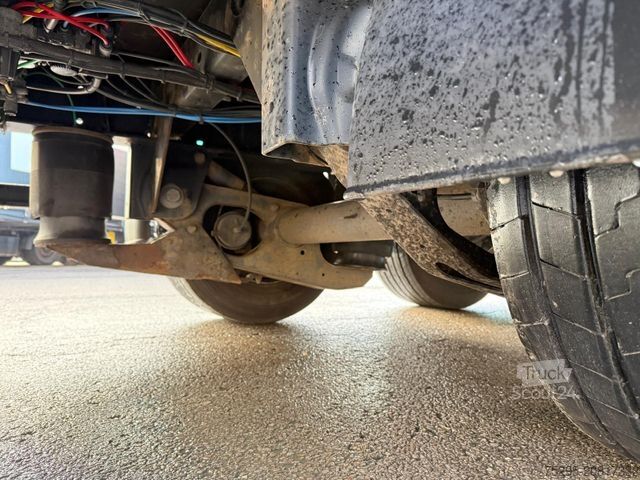 Otevřený návěs s plachtou KÖGEL 3 Achs MEGA Staplerhalter Liftachse SAF TÜV8/26