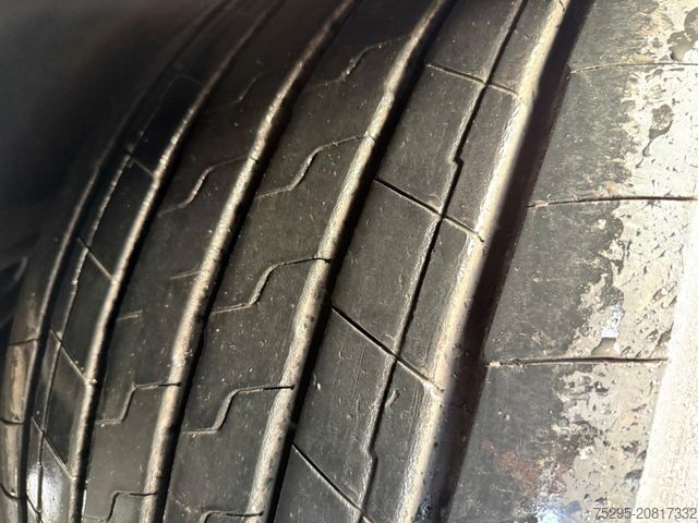 Otevřený návěs s plachtou KÖGEL 3 Achs MEGA Staplerhalter Liftachse SAF TÜV8/26