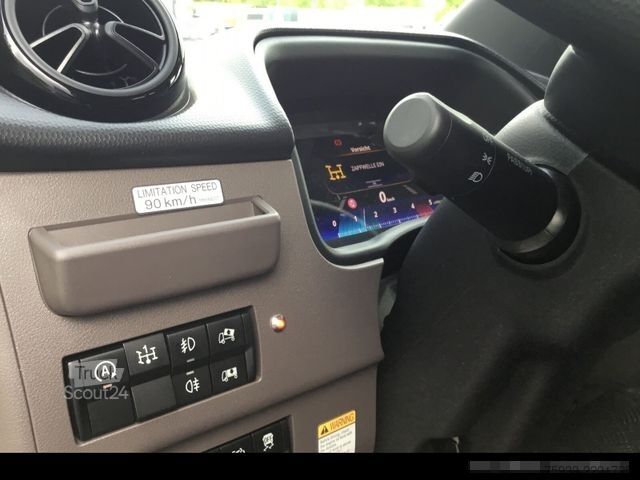 Трёхсторонний самосвальный фургон MITSUBISHI Canter 7C18 Meiller-Trigenius-Dreiseitenkipper