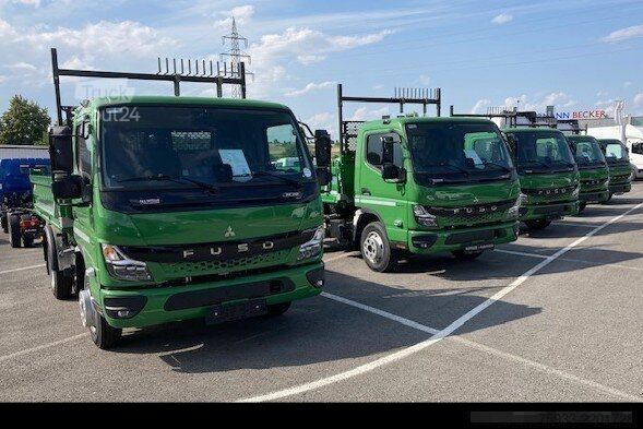 Háromirányú billenő teherautó FUSO Canter 7C18 Meiller-Trigenius-Dreiseitenkipper