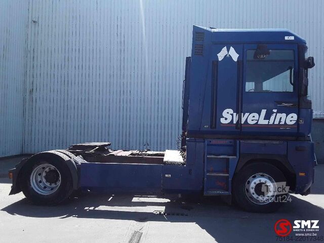 Standard-SZM Renault Magnum 430 manual pump